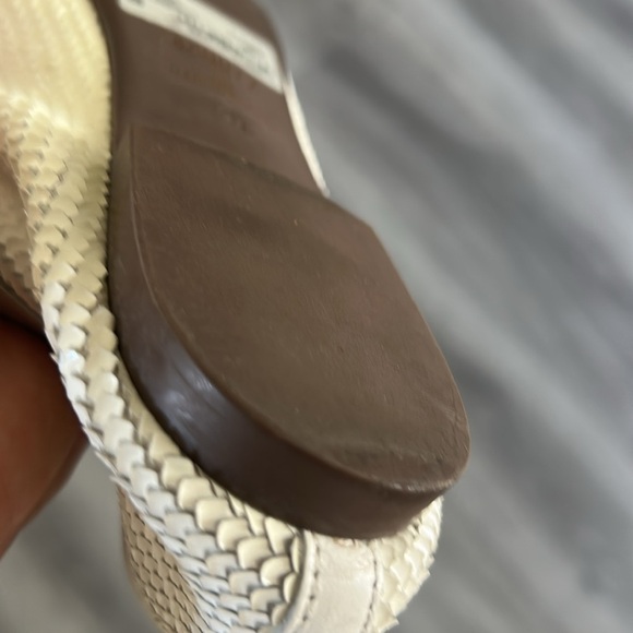 SCHUTZ Cream Loafers with Gold Accent - Picture 4 of 9